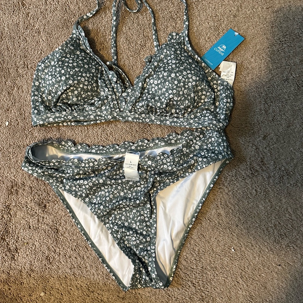 Cupshe Green Chic Floral Bikini Set